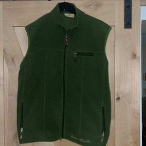 Green Southern Point Co Vest Size Medium